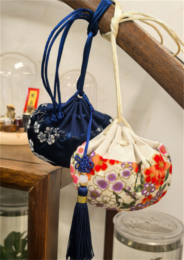 微信图片_2025-10-31_164418_551.jpg 微信图片_2025-10-31_164418_551.jpg